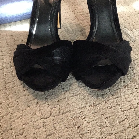 WHBM Black Velvet Open Toe 4” Heels White House Black Market Size 7.5 - Picture 3 of 6